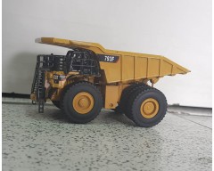 Camion minero Cat 793F escala 1:125